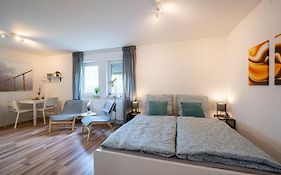 EG Wohnung, zentral, TOP Anbindung, mit großer Terrasse